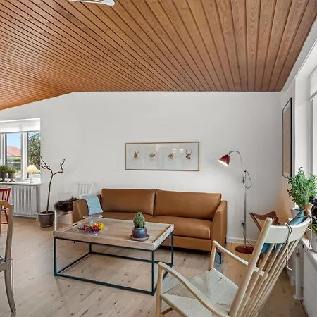 Segut - 300m From The Sea By Interhome