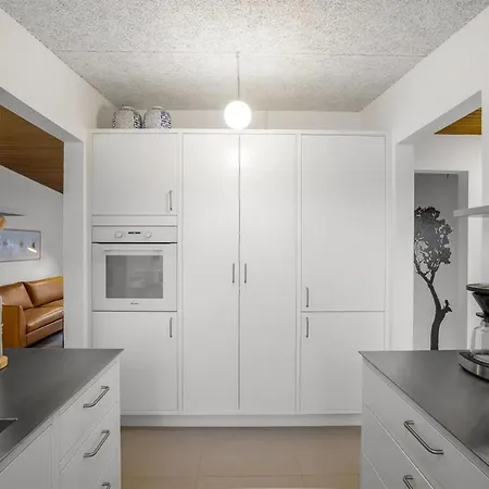 Segut - 300m From The Sea By Interhome *